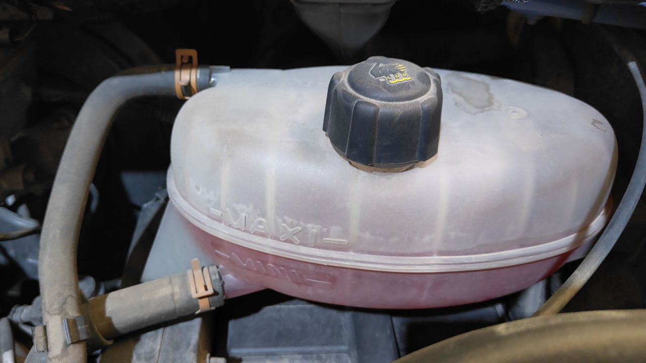 ¿Problemas de temperatura en verano? Así puedes evitar el sobrecalentamiento del motor