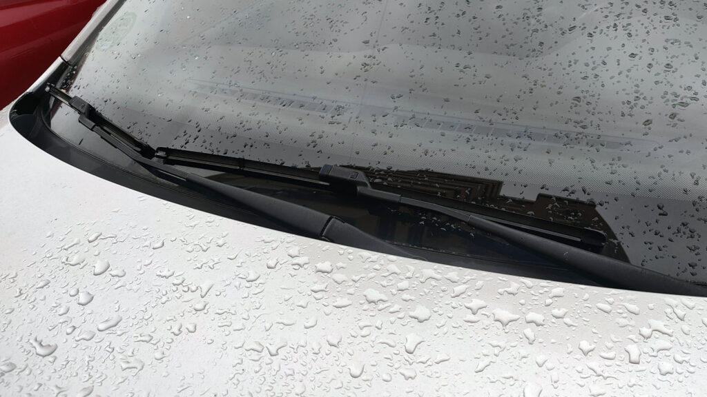 Talleres Love My Car sustitución limpiaparabrisas.